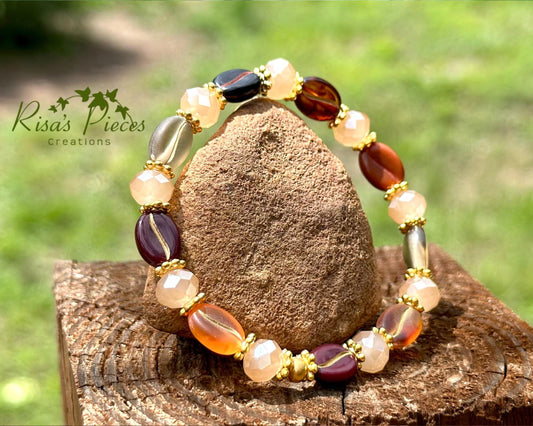 Vanilla Latte Bracelet, Coffee Bean & Cream Beaded Stretch Bracelet, Gift for Coffee Lovers, Boho Cottage core Jewelry, Teacher Appreciation