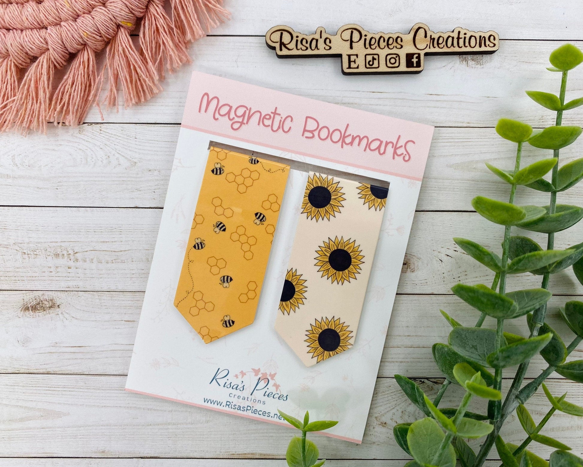 Bees and Sunflowers Magnetic Bookmark, Reading Accessory, Easter Basket,Planner Accessory, Book Club, Book Lover, Magnet Bookmark, Book Nerd