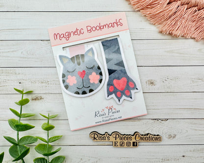 Kitty and Paw Magnetic Bookmark, Reading Accessory, Planner Clip, Birthday Gift, Stocking Stuffer for Cat Lover, Cute Gift for Book Lover