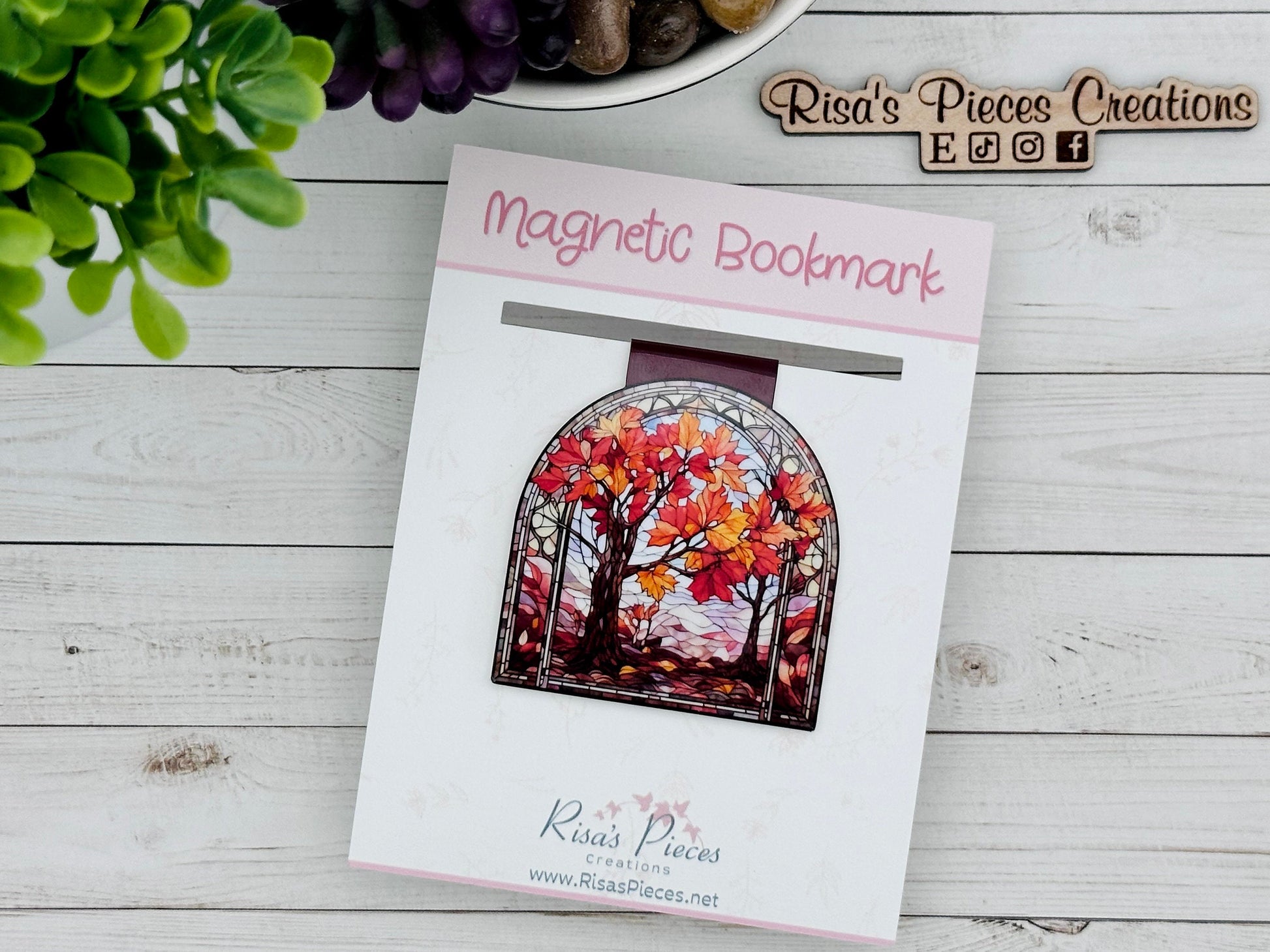 Autumn Stained Glass Magnetic Bookmark, Gift for teacher, Stocking stuffer, Reading Accessory for her, Planner Accessory for book lover