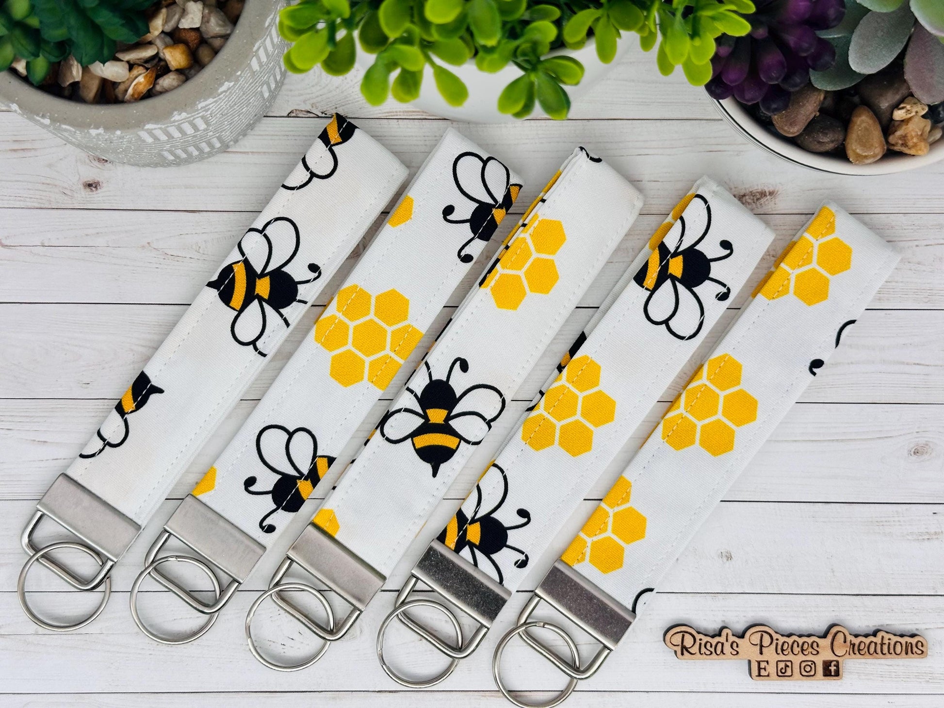 Bees and honeycomb mini keychain wallet, Clip on card wallet with pockets, lanyard coin purse for her, gift for daughter, stocking stuffers