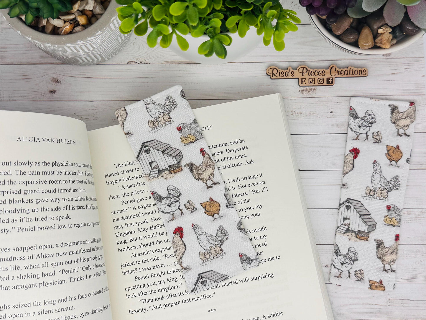 Chicken Fabric Bookmark, Gift for girl who loves chickens, book club gift, for reader, Stocking stuffers for book lover, best friend gift