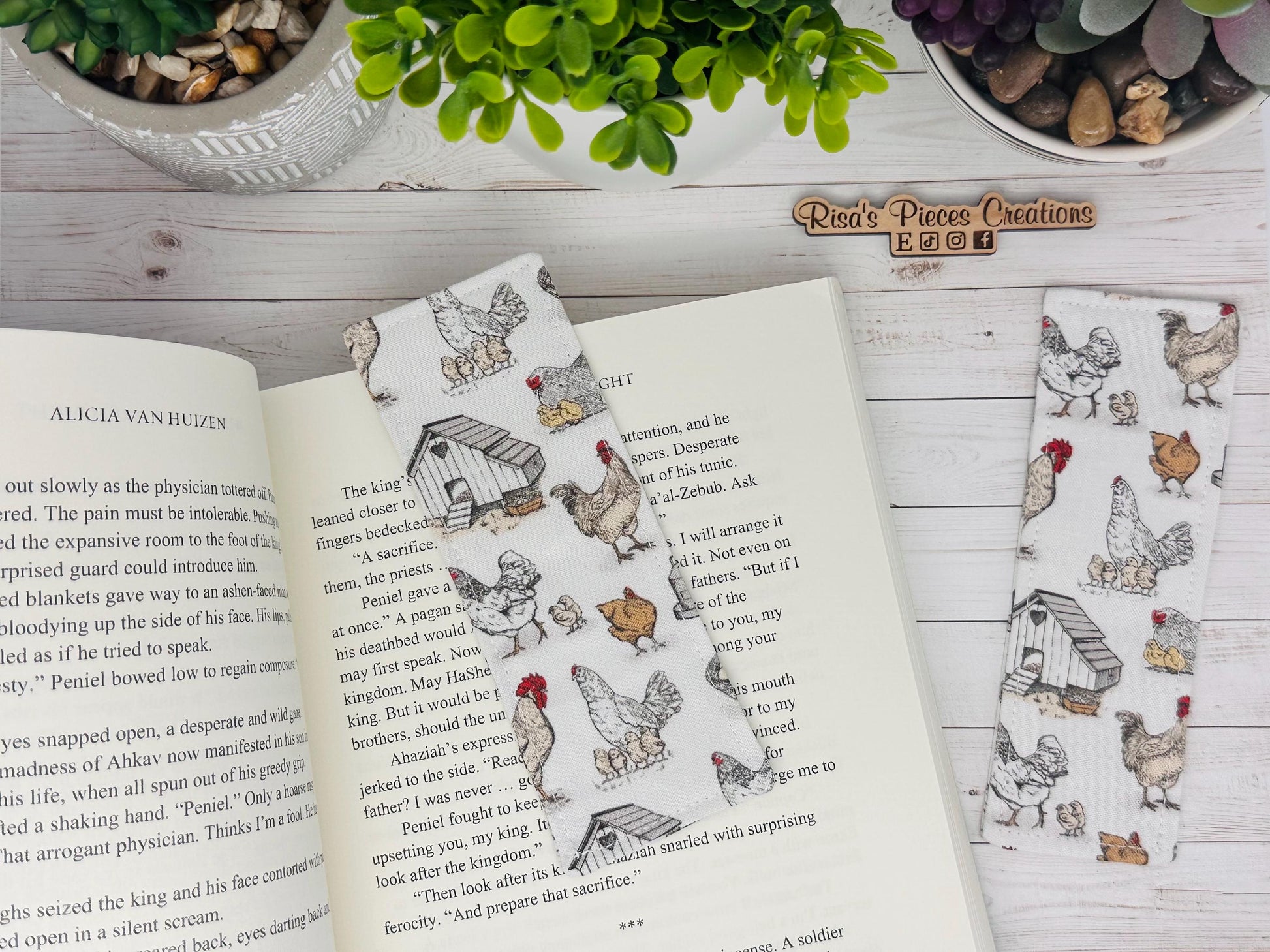 Chicken Fabric Bookmark, Gift for girl who loves chickens, book club gift, for reader, Stocking stuffers for book lover, best friend gift