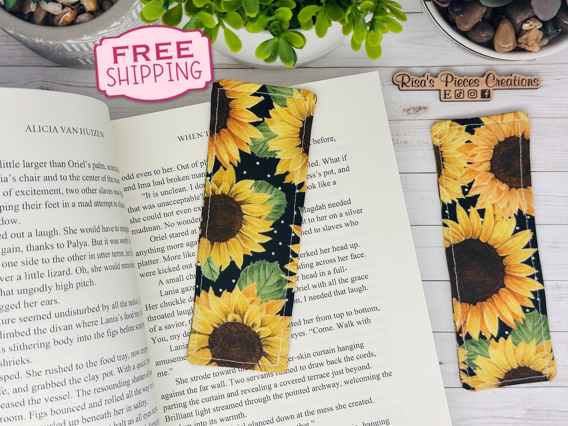 Sunflower Fabric Bookmark, book club gift, for reader, Stocking stuffer for book lover, best friend teacher gift, for mom, Cloth bookmark