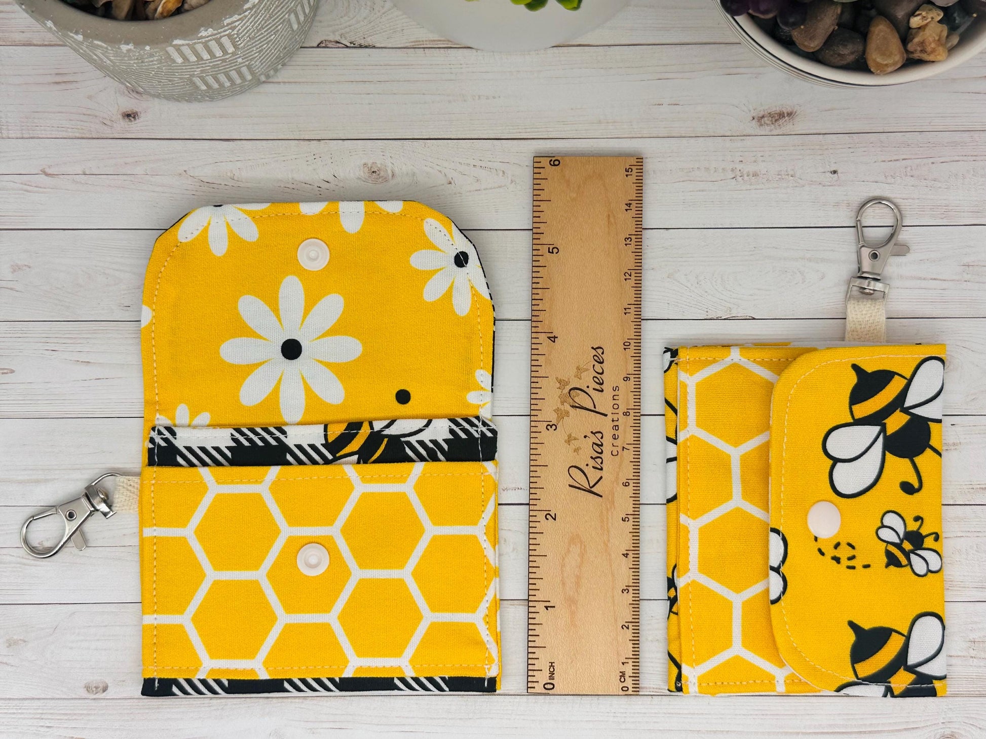 Bees and honeycomb mini keychain wallet, Clip on card wallet with pockets, lanyard coin purse for her, gift for daughter, stocking stuffers