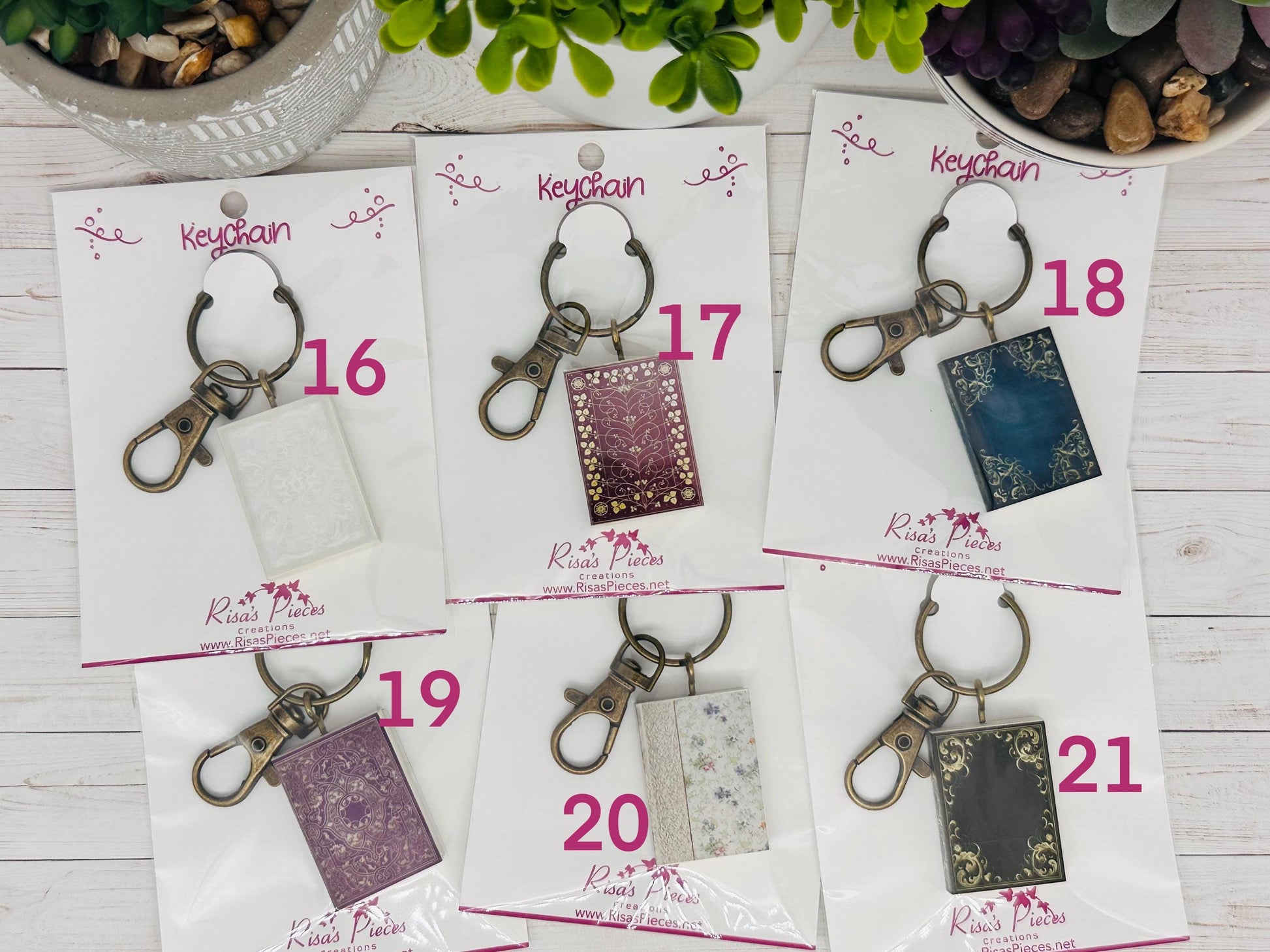 Miniature Book Keychain: Reader Gift, Book Lover, Bibliophile