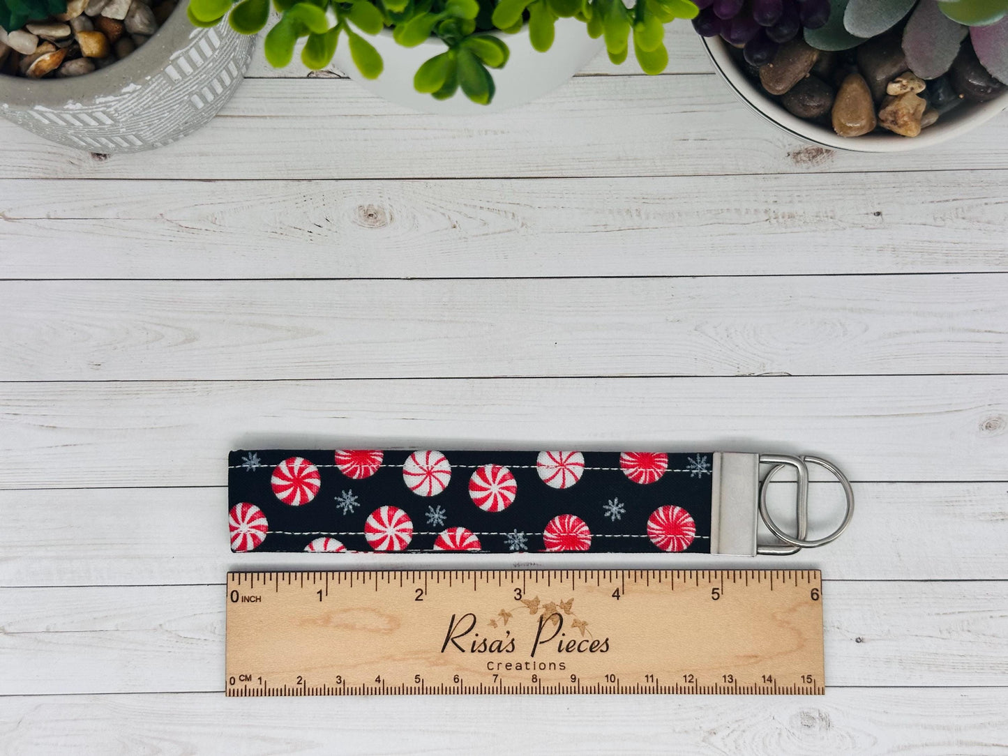 Peppermint key fob and wristlet, Keychain gift for best friend, Stocking Stuffer Ideas, Keyring for New Driver, Christmas gift for teachers