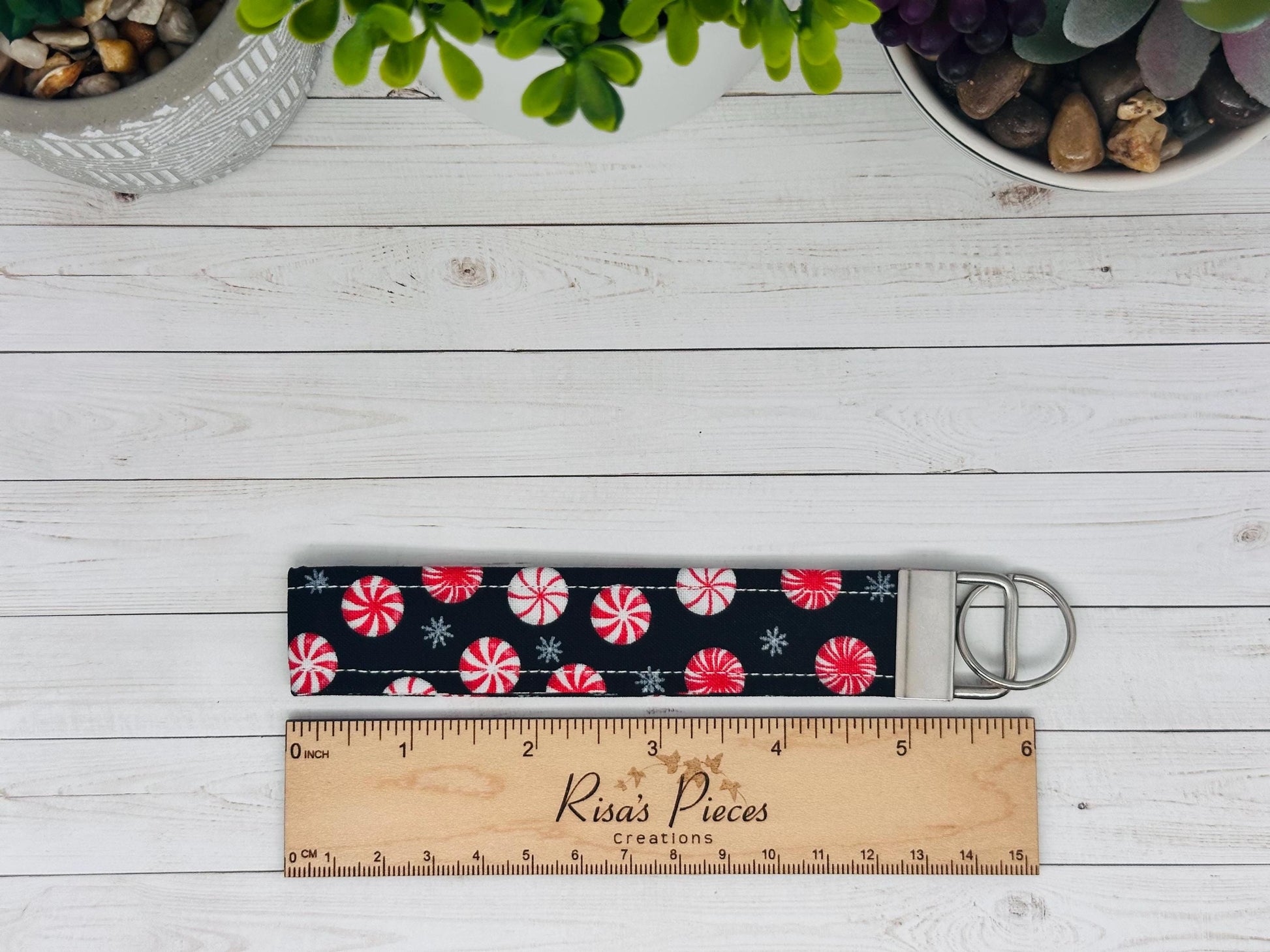 Peppermint key fob and wristlet, Keychain gift for best friend, Stocking Stuffer Ideas, Keyring for New Driver, Christmas gift for teachers