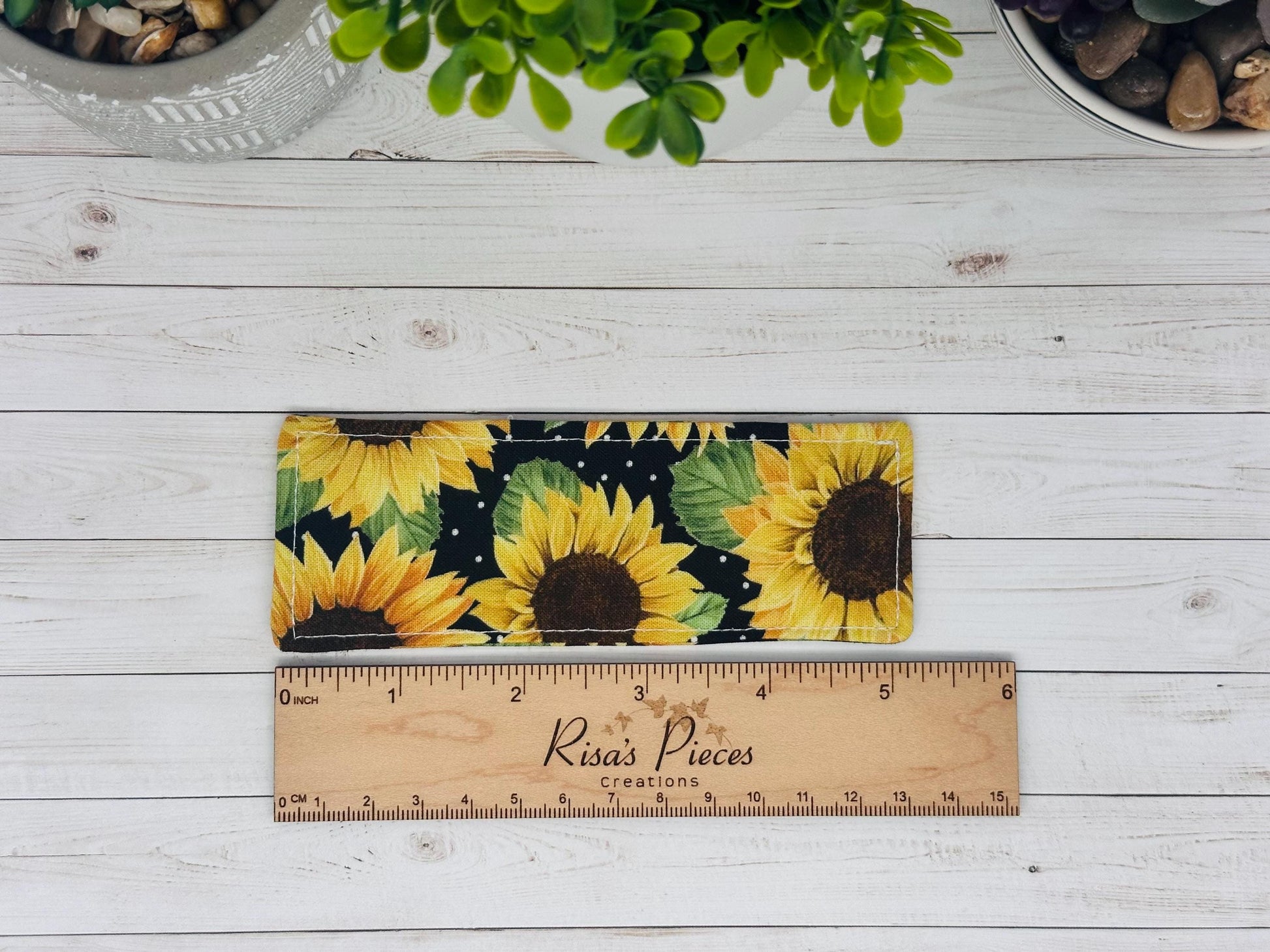 Sunflower Fabric Bookmark, book club gift, for reader, Stocking stuffer for book lover, best friend teacher gift, for mom, Cloth bookmark