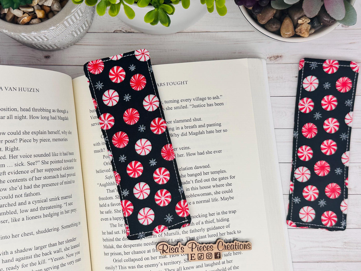 Peppermint Fabric Bookmark, book club gift for reader, Stocking stuffer for book lover, best friend teacher gift, for mom, christmas gift