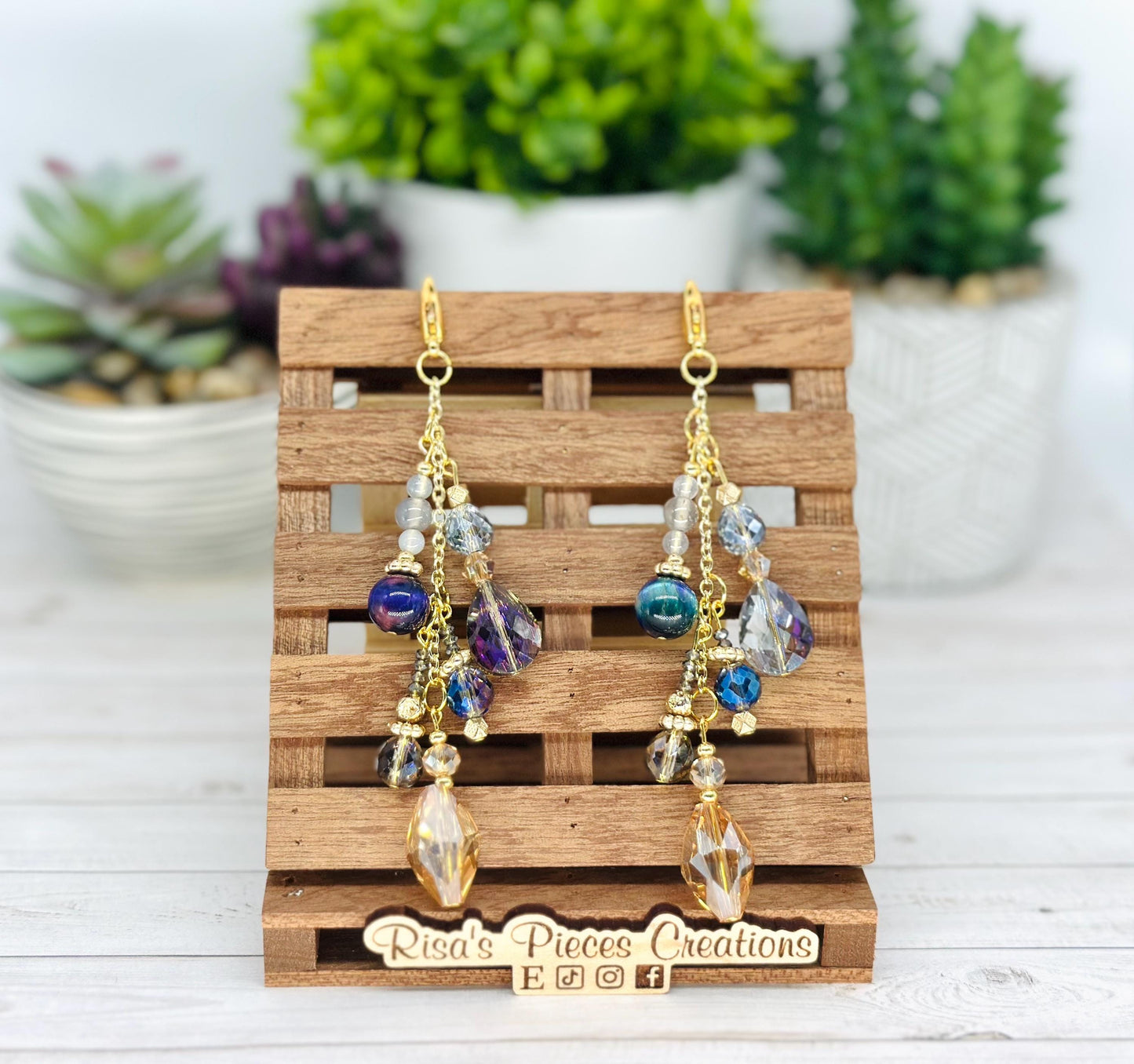 Blue Beaded Bag Charm, Handmade Agate Tigers Eye Keychain, Gold Plated Sparkly Purse Accessory, Phone Charm, Mothers Day Gift for Her