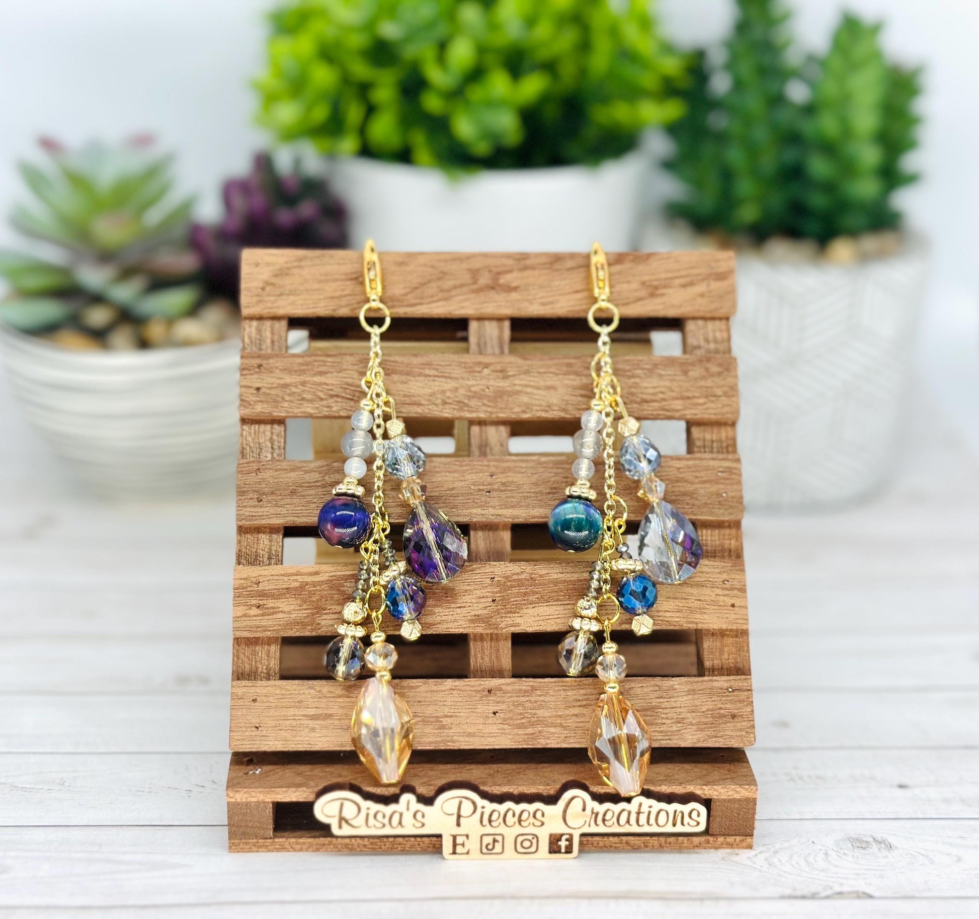 Blue Beaded Bag Charm, Handmade Agate Tigers Eye Keychain, Gold Plated Sparkly Purse Accessory, Phone Charm, Mothers Day Gift for Her