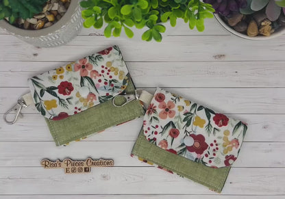Green Floral mini keychain wallet, Clip on card wallet with pockets, lanyard coin purse for her, gift for daughter, stocking stuffer for Mom